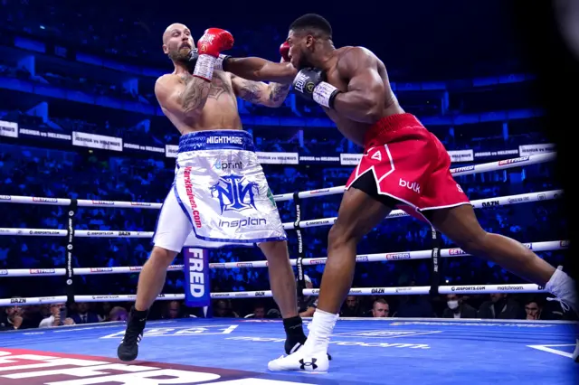 Joshua vs. Helenius