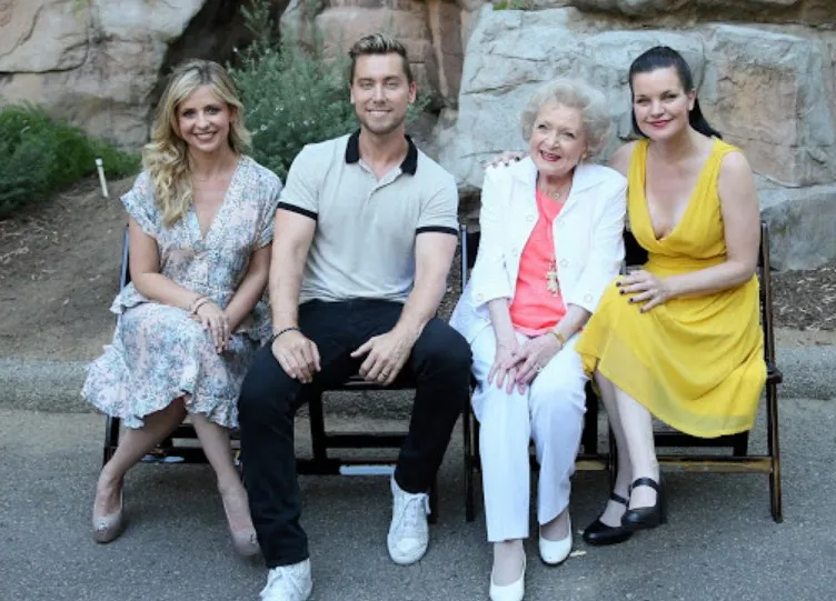 Siblings of Betty White