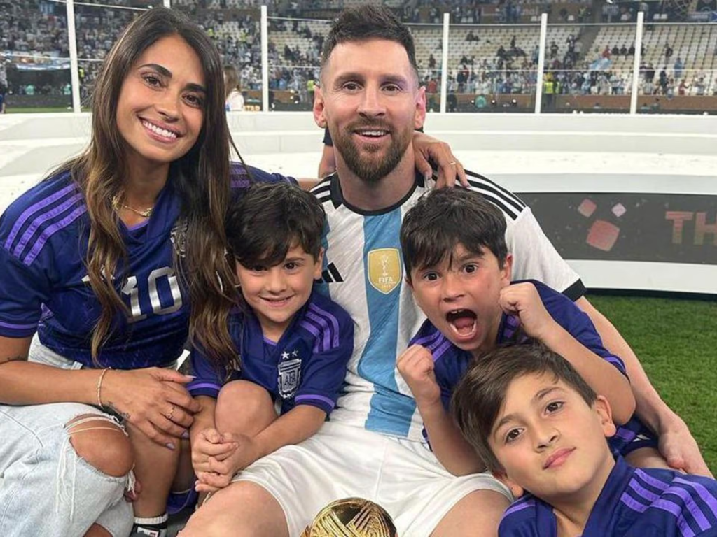 Wife and children of Lionel Messi