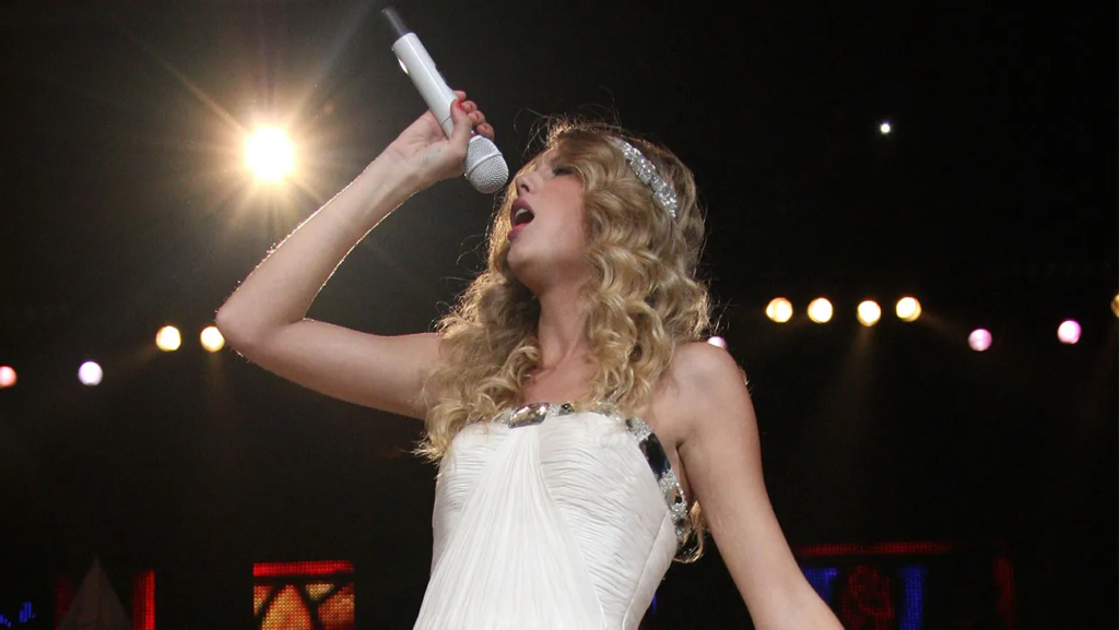 2008–2010: Fearless